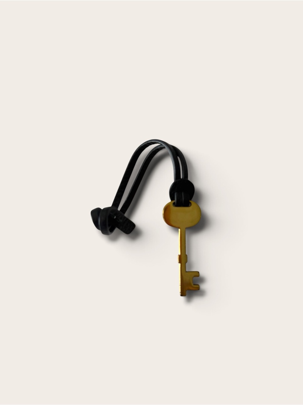 Fossil Black Leather Key Holder with Gold Key Charm